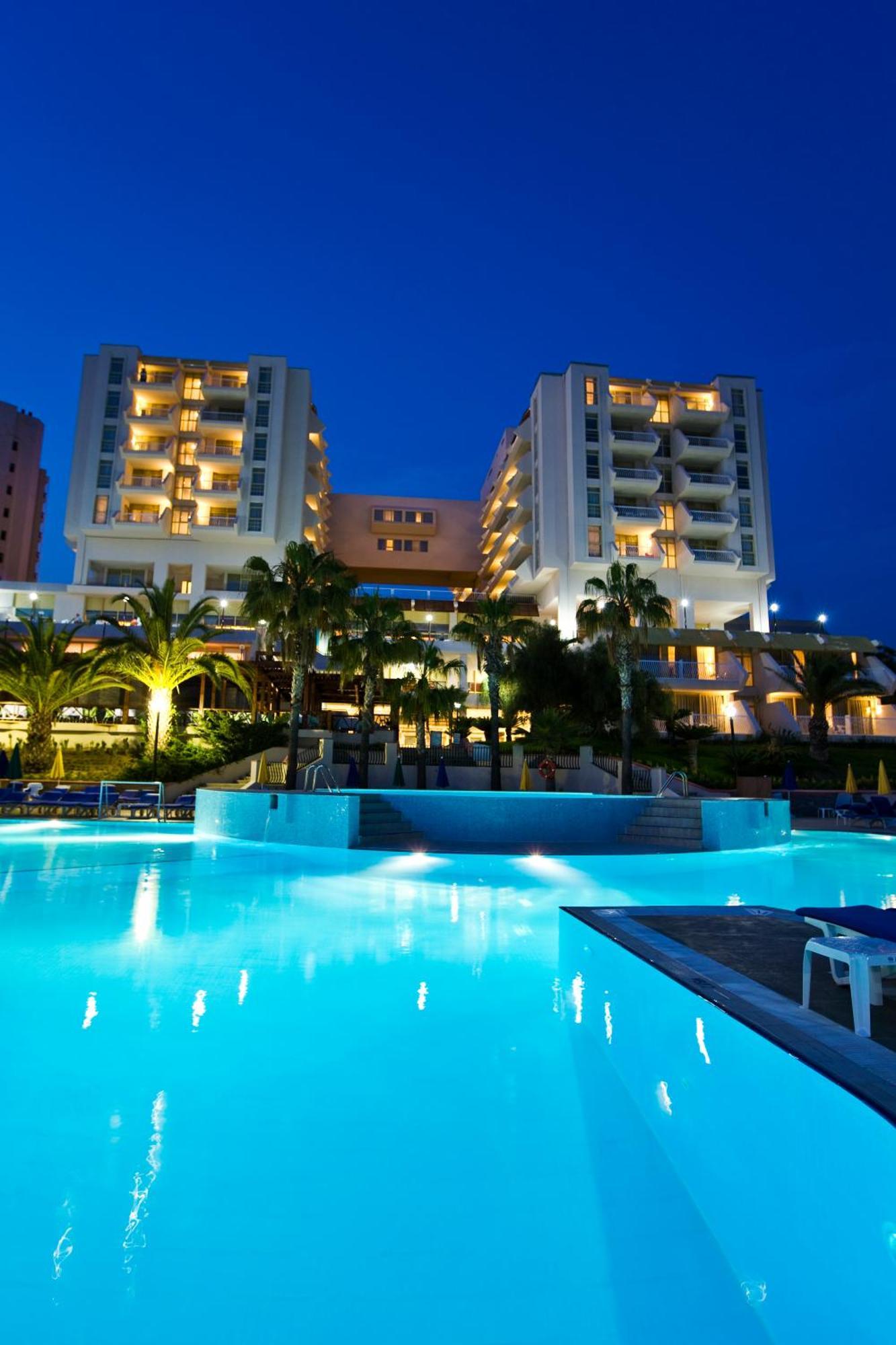 קוסדסי Fantasia Deluxe Hotel מראה חיצוני תמונה