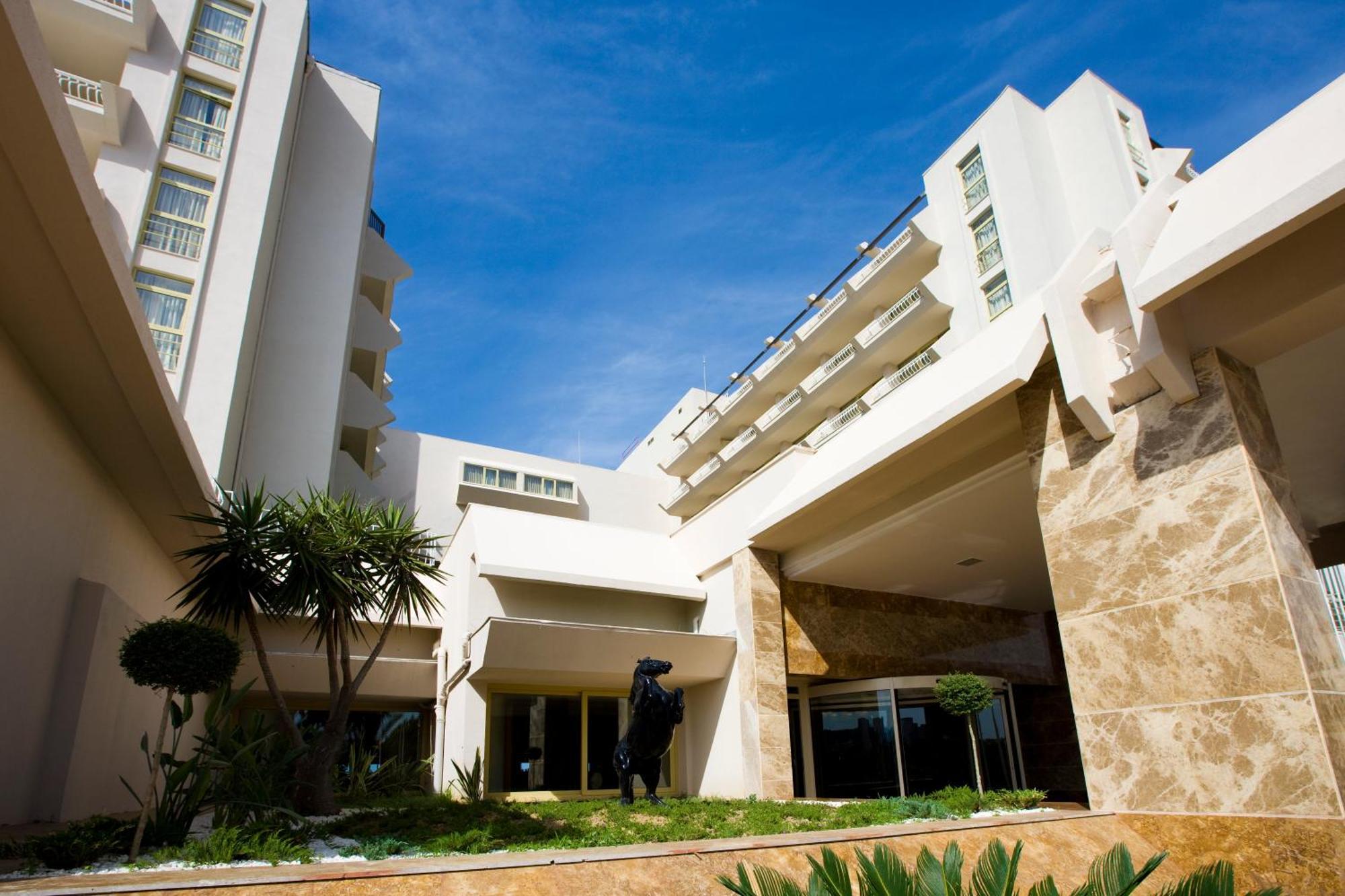קוסדסי Fantasia Deluxe Hotel מראה חיצוני תמונה