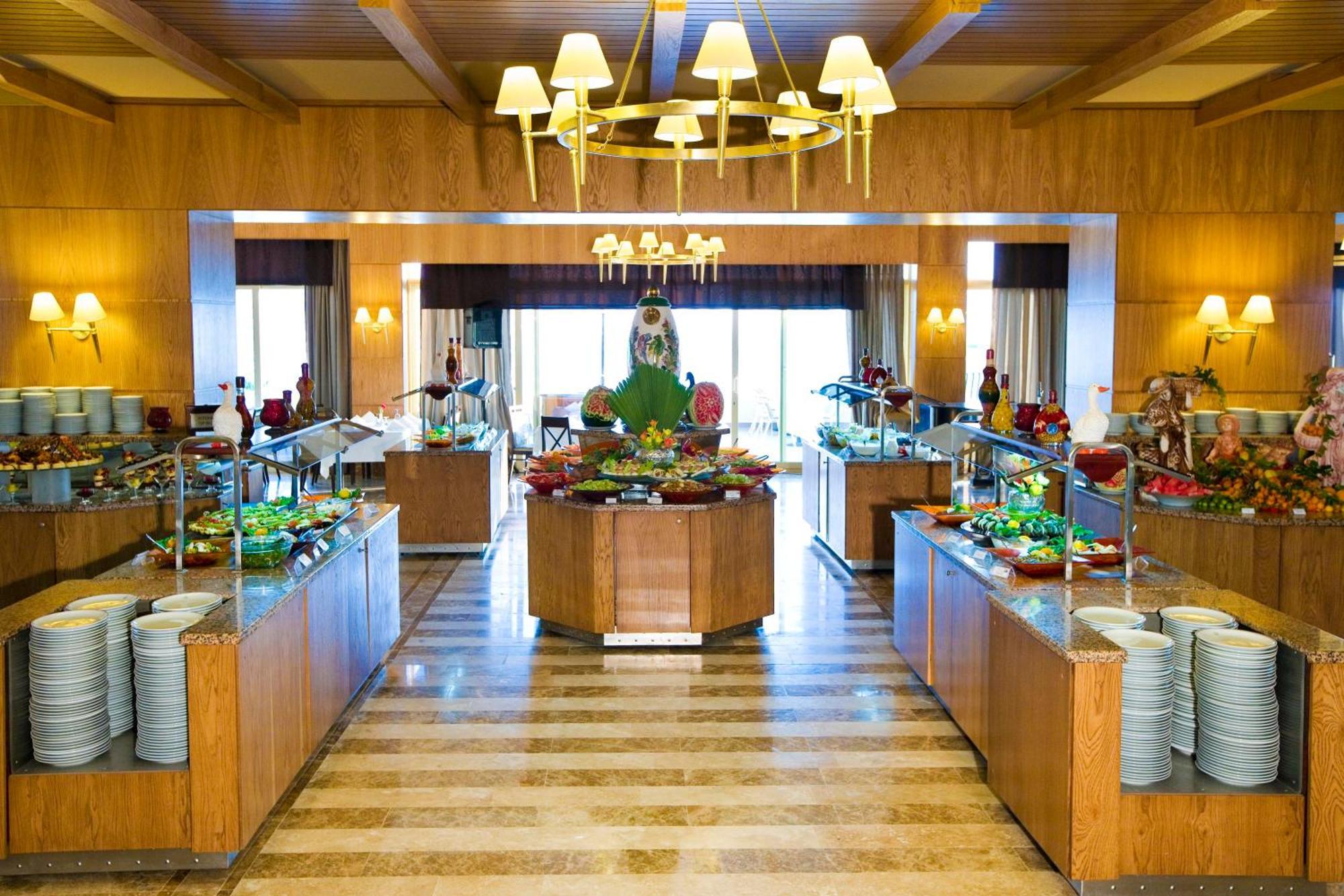 קוסדסי Fantasia Deluxe Hotel מראה חיצוני תמונה