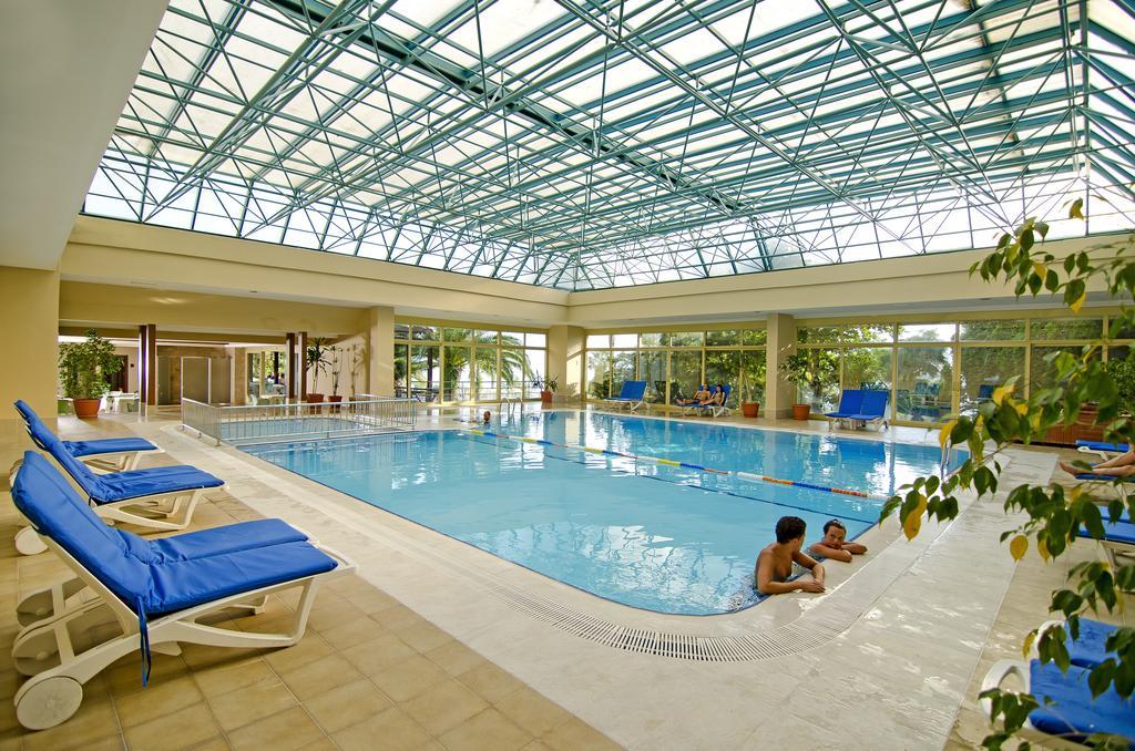 קוסדסי Fantasia Deluxe Hotel מראה חיצוני תמונה
